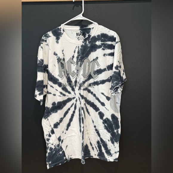 Tops - AC⚡️DC Band Tee